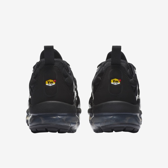 Nike VaporMax Plus (Men’s) Sneakers - Picture 2 of 5